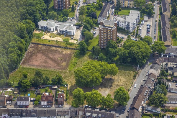 Aerial view, brownfield future miners' school, Knappenstraße, high-rise buildings residential area, Oberhausen, Ruhr area, North Rhine-Westphalia, Germany, construction site, DE, Europe, aerial view, aerial photography, aerial photography, school, overview, bird's-eye view, overview, OberhausenSued