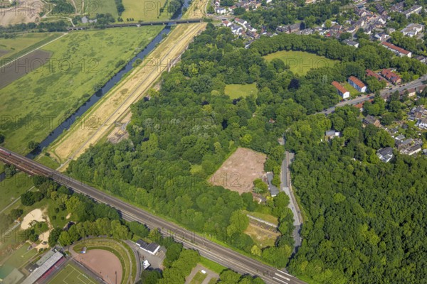 Aerial view, Ruhrpark forest area, railway bridge and river Ruhr with Ruhr bank, sports field in the forest, Oberhausen, Ruhr area, North Rhine-Westphalia, Germany, DE, Europe, aerial view, aerial photography, aerial photography, overview, bird's-eye view, overview, OberhausenSued