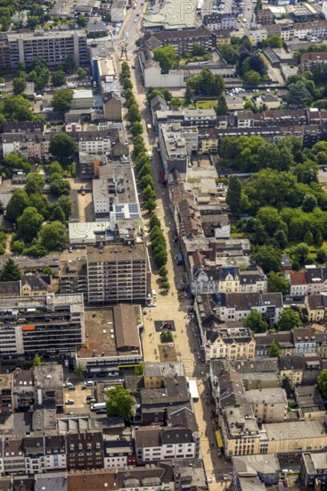 Aerial view, pedestrian zone Marktstraße with tree avenue, between Gewerkschaftsstraße and Mühlheimer Straße, Oberhausen, Ruhr area, North Rhine-Westphalia, Germany, DE, Europe, aerial view, aerial photography, aerial photography, overview, bird's-eye view, overview, OberhausenSued