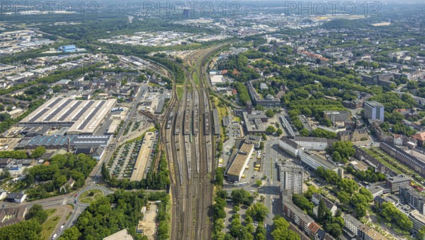 Aerial view, general view Oberhausen main station Hbf, ZOB bus station, Bero shopping centre, main post office, Oberhausen, Ruhr area, North Rhine-Westphalia, Germany, railway area, railway station, DE, Deutsche Bahn AG, Europe, railway tracks, tracks, main station, Hbf, aerial view, aerial photography, aerial photography, overview, bird's-eye view, overview, OberhausenSued
