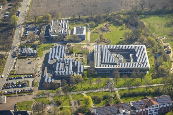 Aerial view, Johann-Conrad-Schlaun-Schule, comprehensive school with solar roof, Nordkirchen, Münsterland, North Rhine-Westphalia, Germany, education, educational institution, DE, Europe, photovoltaic, comprehensive school, educational institute, aerial view, aerial photography, aerial photography, photovoltaic system, school, solar, solar system, solar roof, solar energy, solar panel, solar power system, overview, bird's-eye view, bird's-eye view, overview