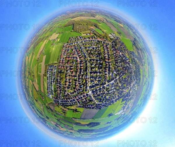 Aerial photo, residential area, local view of Südkirchen, earth globe, fisheye shot, 360 degree shot, tiny world, little planet, fisheye image, Südkirchen, Nordkirchen, Ruhr area, North Rhine-Westphalia, Germany, DE, Europe, fisheye lens, fisheye lens, property tax, real estate, aerial photography, aerial photography, aerial photography, Münsterland, super wide-angle lens, overview, bird's eye view, housing estate, housing and living, residential area, quality of living, residential neighbourhood, housing estate, residential area, birds-eyes view, fisheye lens, insta360 camera, overview