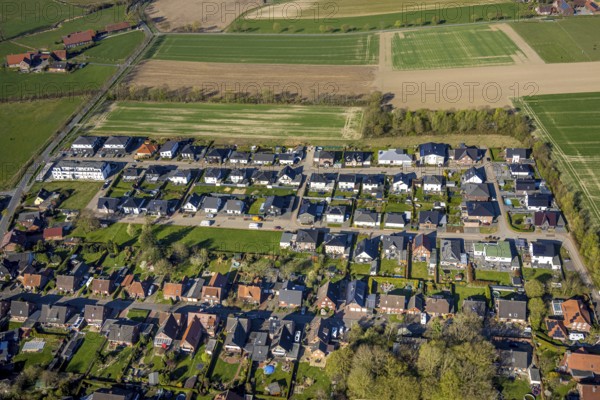 Aerial view, single-family houses, construction site, new building, residential area Selmer Straße, Südkirchen, Nordkirchen, Münsterland, North Rhine-Westphalia, Germany, construction work, construction area, building site, building plots, construction project, construction site, DE, Europe, aerial view, aerial photography, aerial photography, overview, bird's-eye view, overview
