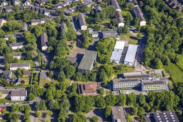 Aerial view, new building, Saarn comprehensive school, Saarn, Mülheim an der Ruhr, Ruhr area, North Rhine-Westphalia, Germany, education, educational institution, DE, Europe, comprehensive school, educational institute, aerial view, aerial photography, aerial photography, school, overview, bird's-eye view, overview