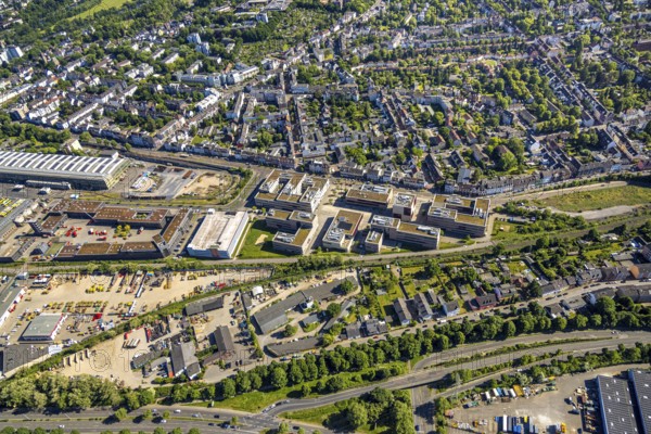 Aerial view, Hochschule Ruhr West - Campus Mülheim, dead end of the Ruhr RS1 cycle highway behind the Hochschule Ruhr-West, Broich, Mülheim an der Ruhr, Ruhr area, North Rhine-Westphalia, Germany, education, educational institution, DE, Europe, university, teaching institute, aerial view, aerial photography, aerial photography, school, school centre, overview, university, bird's eye view, further education, birds-eyes view, overview