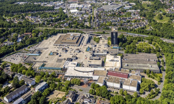 Aerial view, Rhein-Ruhr-Zentrum shopping centre, Heißen - Süd, Mülheim an der Ruhr, Ruhr area, North Rhine-Westphalia, Germany, DE, shopping centre, shopping place, shopping mall, Europe, aerial view, aerial photography, aerial photography, shopping centre, overview, bird's eye view, birds-eyes view, overview