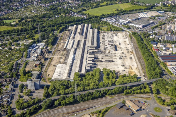 Aerial view, demolition work Vallourec plant, construction site construction work Flex City (formerly Siemens Techno Park) between Mannesmannallee and Kranbahnallee, Dümpten - West, Mülheim an der Ruhr, Ruhr area, North Rhine-Westphalia, Germany, construction work, construction area, construction site, building plots, construction project, construction site, DE, Europe, aerial view, aerial photography, aerial photography, overview, bird's-eye view, bird's-eye view, overview