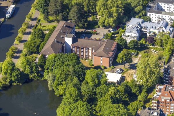 Aerial view, Franziskushaus retirement home, Luisental, right construction site Alte Troostsche Weberei, Dohne, Altstadt I - Südwest, Mülheim an der Ruhr, Ruhr area, North Rhine-Westphalia, Germany, retirement home, old people's home, care and nursing, DE, Europe, aerial view, aerial photography, aerial photography, care facility, retirement home, retirement residence, retirement home, retirement centre, overview, bird's-eye view, overview