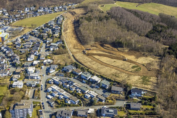 Aerial view, residential area Schedenweg, construction road at the forest for planned new development area, forest area and hilly landscape, Meschede town, Meschede, Sauerland, North Rhine-Westphalia, Germany, DE, Europe, property tax, real estate, aerial view, aerial photography, aerial photography, overview, bird's-eye view, residential complex, living and living, residential area, quality of life, residential neighbourhood, housing estate, residential area, birds-eyes view, overview