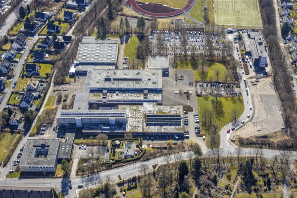 Aerial photo, Berufskolleg Meschede des HSK Hochsauerlandkreis, right Chamber of Agriculture North Rhine-Westphalia district offices HSK Olpe Siegen-Wittgenstein, Meschede-Stadt, Meschede, Sauerland, North Rhine-Westphalia, Germany, education, educational institution, DE, Europe, educational institute, aerial photo, aerial photography, aerial photography, school, overview, bird's-eye view, birds-eyes view, overview