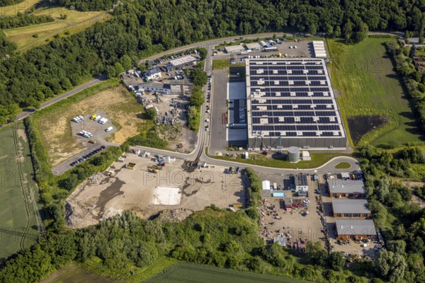 Aerial view, new logistics halls in the Herrenthey industrial estate, roof with solar panels, Brambauer, Lünen, Ruhr area, North Rhine-Westphalia, Germany, DE, Europe, commercial enterprises, commercial space, commercial area, commercial property, commercial park, commercial location, commercial use, industrial area, industrial location, logistics, logistics service, logistics service provider, logistics provider, logistics centre, aerial view, aerial photography, aerial photography, overview, bird's eye view, bird's eye view, overview
