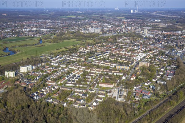 Aerial view, residential area, local view of Geistviertel an den Lippewiesen, Lünen, Ruhr area, North Rhine-Westphalia, Germany, DE, Europe, property tax, real estate, aerial view, aerial photography, aerial photography, Münsterland, overview, bird's eye view, residential complex, living and living, residential area, residential quality, residential neighbourhood, housing estate, residential area, birds-eyes view, overview
