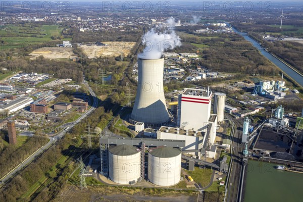 Aerial view, Trianel Kohlekraftwerk Lünen GmbH with smoking cooling tower, Lippholthausen, Lünen, Ruhr area, North Rhine-Westphalia, Germany, DE, Europe, commercial enterprises, commercial area, commercial property, commercial site, commercial use, industrial area, industrial site, power plant, cooling tower, aerial view, aerial photography, aerial photography, Münsterland, smoke, smoke, overview, bird's eye view, birds-eyes view, overview