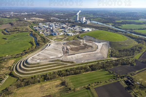 Aerial view, Landfill at Lünener Straße, Remondis Lippewerk Recycling Centre and Trianel Kohlekraftwerk Lünen GmbH, Waltrop, Ruhr area, North Rhine-Westphalia, Germany, DE, Europe, commercial enterprises, commercial area, commercial area, commercial property, commercial site, commercial use, industrial area, industrial site, aerial view, aerial photography, aerial photography, Lünen, Münsterland, overview, bird's-eye view, overview