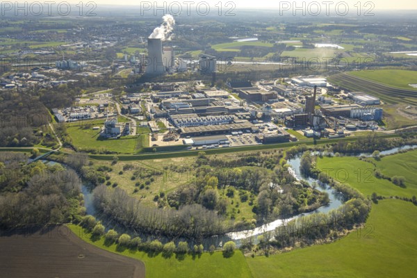Aerial view, river Lippe meander with onion field landscape conservation area, Remondis Lippewerk recycling centre and Trianel coal-fired power plant Lünen GmbH, Waltrop, Ruhr area, North Rhine-Westphalia, Germany, DE, Europe, commercial enterprises, commercial area, commercial property, commercial site, commercial use, industrial area, industrial site, cooling tower, aerial view, aerial photography, aerial photography, Lünen, Münsterland, overview, bird's eye view, birds-eyes view, overview