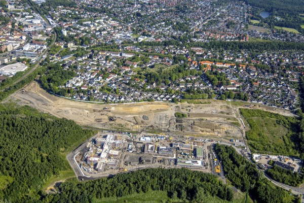 Aerial view, Landschaftspark Viktoria, construction site and new building for planned IGA 2027 and future garden, Alte Viktoria Zeche site on the river Lippe, Lünen, Ruhr area, North Rhine-Westphalia, Germany, construction work, construction area, construction site, building plots, construction project, construction site, tailings pile, DE, Europe, Halde Victoria, aerial view, aerial photography, aerial photography, new building, overview, bird's-eye view, overview