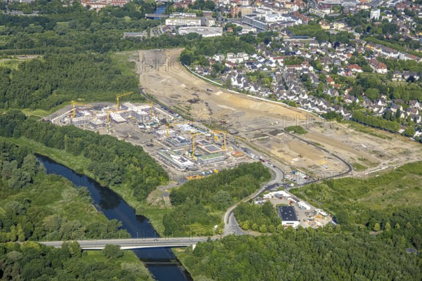 Aerial view, Landschaftspark Viktoria, construction site and new building for planned IGA 2027 and future garden, Alte Viktoria Zeche site on the river Lippe, Lünen, Ruhr area, North Rhine-Westphalia, Germany, construction work, construction area, construction site, building plots, construction project, construction site, tailings pile, DE, Europe, Halde Victoria, aerial view, aerial photography, aerial photography, new building, overview, bird's-eye view, overview