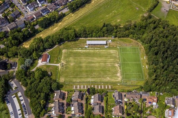 Aerial view, football stadium Dr.-Jovanovic-Glück-Auf-Stadion des SV Sodingen 1912, Börnig, Herne, Ruhr area, North Rhine-Westphalia, Germany, DE, Europe, football pitch, football stadium, football club, aerial view, aerial photography, aerial photography, sports, sports facilities, sports field, sports facility, stadium, overview, bird's-eye view, overview, HernerechtsderA43