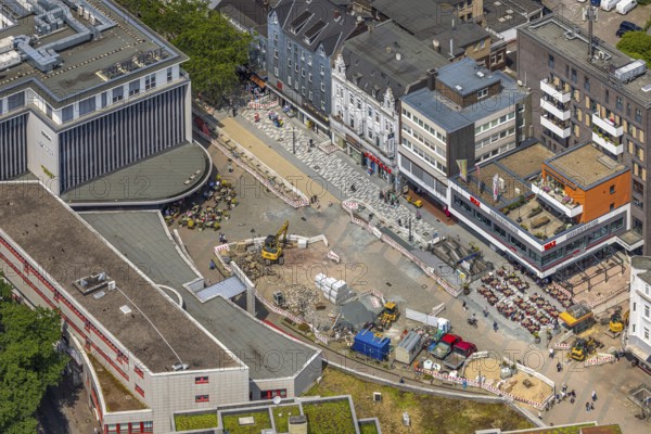 Aerial view, Robert-Brauner-Platz with Stadt Forum Herne, pedestrian zone Bahnhofstraße with construction site, WAZ Medienhaus, Herne-Mitte, Herne, Ruhr area, North Rhine-Westphalia, Germany, construction work, construction area, building site, building plots, construction project, construction site, DE, Europe, aerial view, aerial photography, aerial photography, new building, overview, bird's-eye view, overview, HernerechtsderA43