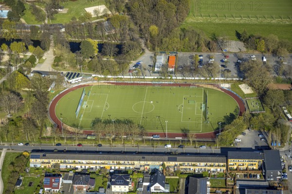 Aerial photo, football stadium and athletics stadium TuS Westfalia Wethmar e.V., training game, Nordlünen, Lünen, Ruhr area, North Rhine-Westphalia, Germany, DE, Europe, football pitch, football stadium, aerial photography, aerial photography, aerial photography, Münsterland, sports, sports facilities, sports field, sports facility, stadium, overview, bird's eye view, birds-eyes view, overview