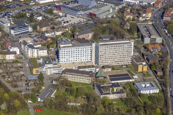 Aerial view, St. Marien Hospital general hospital, Lünen, Ruhr area, North Rhine-Westphalia, Germany, DE, Europe, healthcare, hospital, clinic, clinic centre, hospital, aerial photograph, aerial photography, aerial photography, medical facility, medical aid, Münsterland, overview, bird's-eye view, overview, medical care