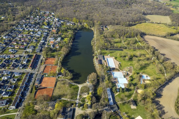 Aerial view, outdoor swimming pool and Cappenberger See, tennis courts Tennisverein Altlünen 1956 e.V. TVA, Nordlünen, Lünen, Ruhr area, North Rhine-Westphalia, Germany, DE, Europe, aerial view, aerial photography, aerial photography, Münsterland, overview, bird's eye view, birds-eyes view, overview