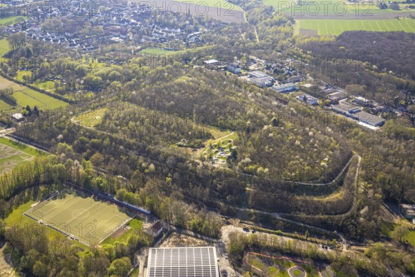 Aerial view, forest area former spoil tip Victoria III / IV, Bike Park Lünen, Gahmen, Lünen, Ruhr area, North Rhine-Westphalia, Germany, DE, Europe, spoil tip Victoria 3/4, aerial view, aerial photography, aerial photography, Münsterland, overview, bird's-eye view, overview