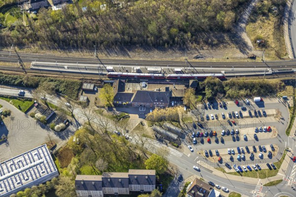 Aerial view, Lünen Preußen station, station building with S-Bahn and platform, Lünen, Ruhr area, North Rhine-Westphalia, Germany, railway area, station, station forecourt, platform, DE, Deutsche Bahn AG, Europe, track systems, tracks, aerial view, aerial photography, aerial photography, Münsterland, overview, bird's-eye view, overview