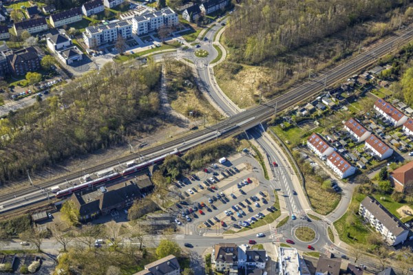 Aerial view, Lünen Preußen station, station building with S-Bahn and platform, roundabouts at Preußenbahnhof, Lünen, Ruhr area, North Rhine-Westphalia, Germany, railway area, railway station, station forecourt, platform, DE, Deutsche Bahn AG, Europe, track systems, tracks, aerial view, aerial photography, aerial photography, Münsterland, overview, bird's-eye view, bird's-eye view, overview