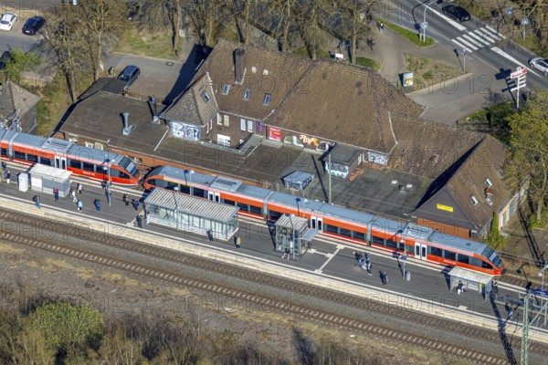 Aerial view, Lünen Preußen station, station building with S-Bahn and platform, Lünen, Ruhr area, North Rhine-Westphalia, Germany, railway area, station, station forecourt, platform, DE, Deutsche Bahn AG, Europe, track systems, tracks, aerial view, aerial photography, aerial photography, Münsterland, overview, bird's-eye view, overview