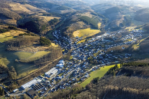 Aerial view, residential area, view of Kirchveischede, hilly landscape, forest area with forest damage, Kirchveischede, Lennestadt, Sauerland, North Rhine-Westphalia, Germany, tree mortality, DE, Europe, property tax, real estate, clear-cutting, calamity areas, aerial photograph, aerial photography, aerial photography, overview, bird's eye view, forest, forest damage, forest mortality, residential complex, living and living, residential area, residential quality, residential neighbourhood, housing estate, residential area, birds-eyes view, overview