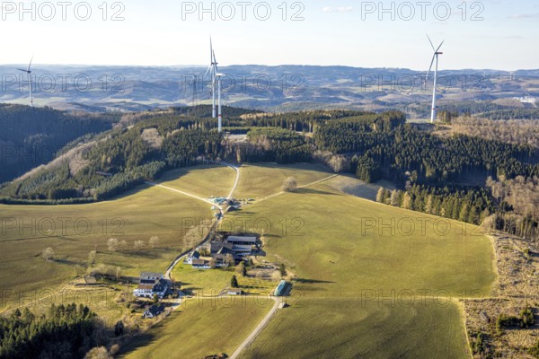 Aerial view, district Wohnsieldlung Stöppel, forest with forest damage, wind power plant, Halberbracht, Lennestadt, Sauerland, North Rhine-Westphalia, Germany, alternative energy, tree mortality, DE, Europe, clear cutting, calamity areas, aerial view, aerial photography, aerial photography, overview, bird's-eye view, WEA, forest, forest damage, forest dieback, wind energy, wind power, wind turbine, wind turbines, birds-eyes view, overview