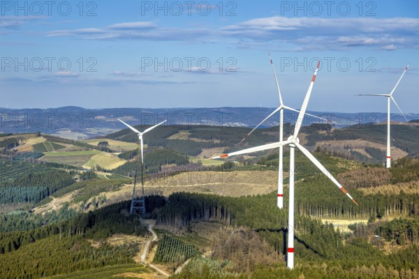 Aerial photo, wind turbine park, wind power plant, Langenei, blue sky and distant view, forest prayer with forest damage, Lennestadt, Sauerland, North Rhine-Westphalia, Germany, alternative energy, DE, Europe, aerial photo, aerial photography, aerial photography, overview, bird's-eye view, WEA, wind energy, wind power, wind farm, wind turbine, wind turbines, birds-eyes view, overview