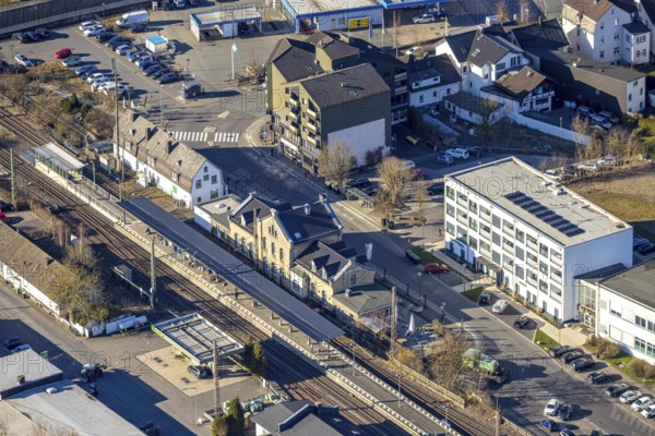 Aerial view, Lennestadt-Grevenbrück railway station, Grevenbrück, Lennestadt, Sauerland, North Rhine-Westphalia, Germany, railway area, railway station, platform, DE, Deutsche Bahn AG, Europe, main station, main station, aerial view, aerial photography, aerial photography, overview, bird's-eye view, overview
