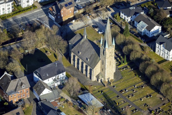 Aerial view, Grevenbrück Cemetery and St. Nicholas Catholic Church, Grevenbrück, Lennestadt, Sauerland, North Rhine-Westphalia, Germany, place of worship, DE, Europe, cemetery, memorial, religious community, place of worship, church, church community, denomination, aerial photograph, aerial photography, aerial photography, religion, religious site, resting place, overview, bird's-eye view, bird's-eye view, overview