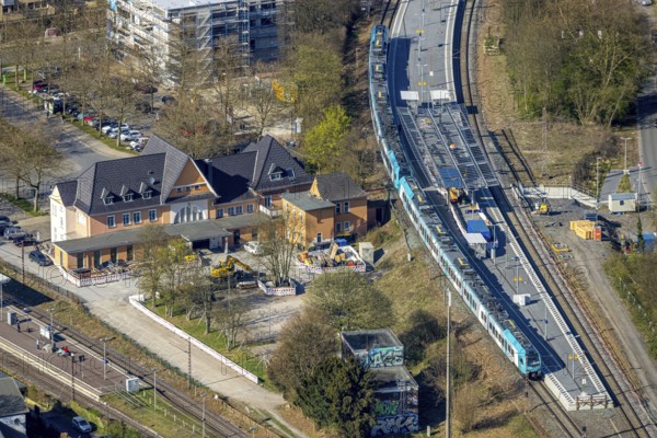 Aerial view, station building, S-Bahn at Lünen main station, Lünen, Ruhr area, North Rhine-Westphalia, Germany, railway area, station, station forecourt, platform, DE, Deutsche Bahn AG, Europe, track system, tracks, main station, main station, aerial view, aerial photography, aerial photography, Münsterland, overview, bird's-eye view, overview