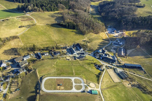 Aerial view, Quinkenhof riding centre, paddock in Melbecke, Lennestadt, Sauerland, North Rhine-Westphalia, Germany, DE, Europe, aerial view, aerial photography, aerial photography, horses, equestrian sport, riding centre, riding school, equestrian sport, riding centre, riding stable, overview, bird's-eye view, overview