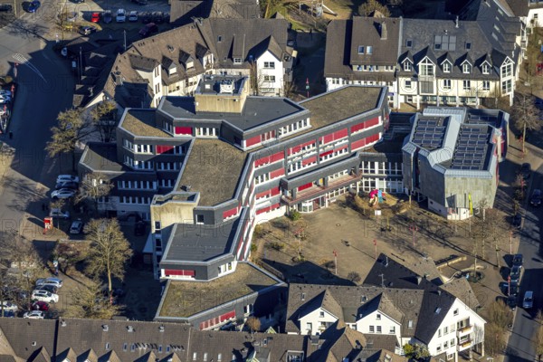 Aerial view, town hall Lennestadt and Thomas-Morus-Platz, Altenhundem, Lennestadt, Sauerland, North Rhine-Westphalia, Germany, authority, DE, Europe, aerial view, aerial photography, aerial photography, town hall, town administration, overview, bird's-eye view, overview