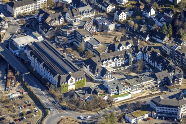 Aerial view, town hall Lennestadt and Thomas-Morus-Platz, shopping centre Gartenstraße with HIT supermarket, Altenhundem, Lennestadt, Sauerland, North Rhine-Westphalia, Germany, authority, DE, Europe, aerial view, aerial photography, aerial photography, town hall, city administration, overview, bird's-eye view, overview