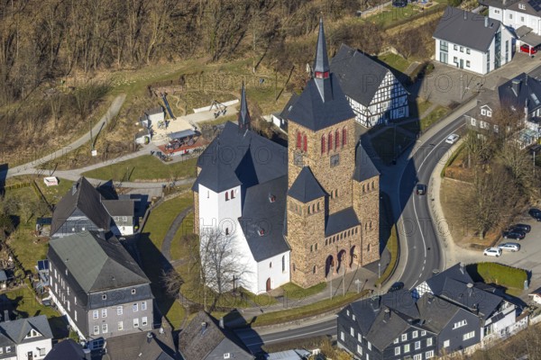 Aerial view, Church of St. Peter and Paul, Kirchhundem, Sauerland, North Rhine-Westphalia, Germany, place of worship, DE, Europe, place of worship, holy site, church, parish, aerial view, aerial photography, aerial photography, religion, overview, bird's-eye view, overview