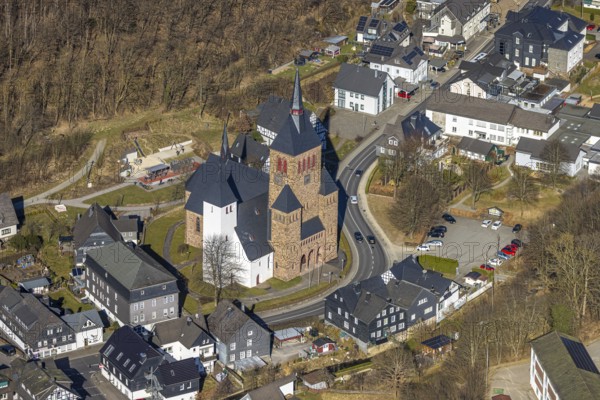 Aerial view, Church of St. Peter and Paul, Kirchhundem, Sauerland, North Rhine-Westphalia, Germany, place of worship, DE, Europe, place of worship, holy site, church, parish, aerial view, aerial photography, aerial photography, religion, overview, bird's-eye view, overview