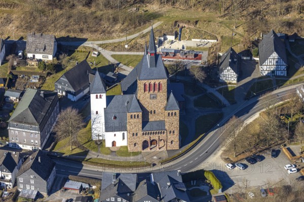 Aerial view, Church of St. Peter and Paul, Kirchhundem, Sauerland, North Rhine-Westphalia, Germany, place of worship, DE, Europe, place of worship, holy site, church, parish, aerial view, aerial photography, aerial photography, religion, overview, bird's-eye view, overview