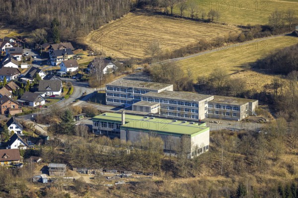 Aerial photo, school GHS Kirchhundem, Herrntrop, Kirchhundem, Sauerland, North Rhine-Westphalia, Germany, education, educational institution, DE, Europe, educational institute, aerial photography, aerial photography, aerial photography, school, overview, bird's eye view, birds-eyes view, overview