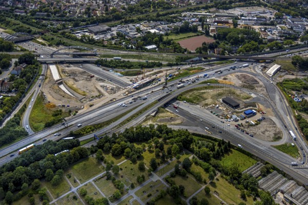 Aerial view, large construction site motorway junction Herne with tunnel construction, motorway A43 between Recklinghausen Emscher- and Rhein-Herne-Kanal overpass and exit Bochum Riehmke, motorway A42, Baukau-West, Herne, Ruhr area, North Rhine-Westphalia, Germany, construction work, construction area, building site, building plots, construction project, building site, Europe, large construction site #Herne #aerial view #aerial photography #aerial photography #aerial photography #North Rhine-Westphalia #North Rhine-Westphalia #Ruhr area #overview #bird perspective