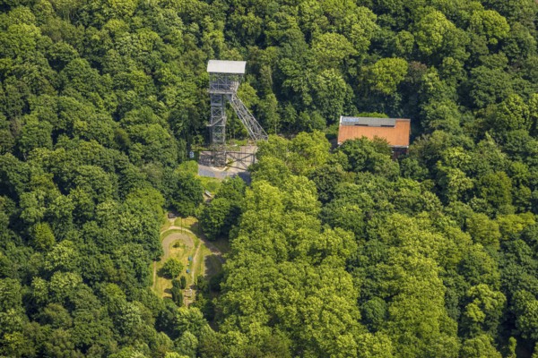 Aerial view, KunstWald Teutoburgia with winding tower of the former colliery Teutoburgia Schacht 1, Börnig, Herne, Ruhr area, North Rhine-Westphalia, Germany, DE, Europe, aerial view, aerial photography, aerial photography, overview, bird's-eye view, overview, HernerechtsderA43