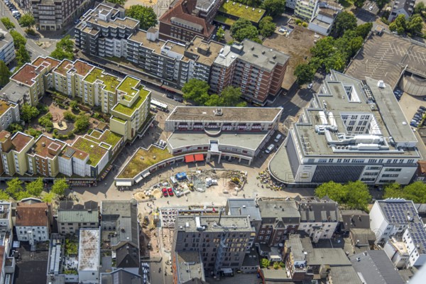 Aerial view, Robert-Brauner-Platz with Stadt Forum Herne, pedestrian zone Bahnhofstraße with construction site, Herne-Mitte, Herne, Ruhr area, North Rhine-Westphalia, Germany, construction work, construction area, building site, building plots, construction project, construction site, DE, Europe, aerial view, aerial photography, aerial photography, new building, overview, bird's-eye view, overview, HernerechtsderA43