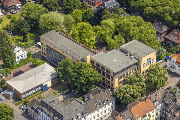 Aerial view, Haranni-Gymnasium and residential area Viktor-Reuter Straße corner Hermann-Löns-Straße, Herne-Mitte, Herne, Ruhr area, North Rhine-Westphalia, Germany, education, educational institution, DE, Europe, grammar school, teaching institute, aerial view, aerial photography, aerial photography, school, overview, bird's-eye view, overview, HernerechtsderA43