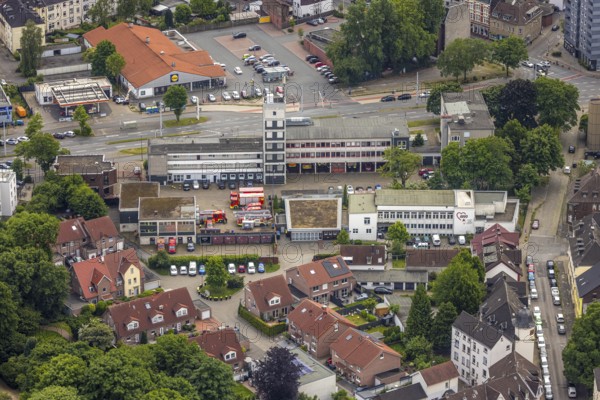Aerial view, Herne City Fire Brigade Association e.V. with fire brigade defence tower, family centre Mitte Ã¢â'¬ Kita Breddestraße Ã¢â'¬ AWO Ruhr-Mitte, Herne-Mitte, Herne, Ruhr area, North Rhine-Westphalia, Germany, fire fighter, fire protection, fire watch, DE, Europe, fire station, fire brigade, kindergarten, day care centre, day nursery, aerial photograph, aerial photography, aerial photography, rescue station, overview, bird's-eye view, overview, HernerechtsderA43