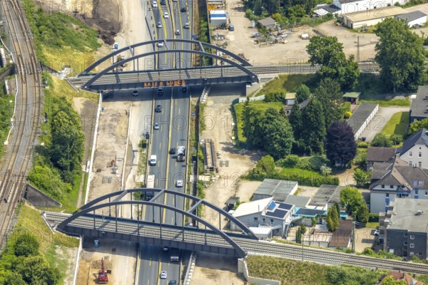 Aerial view, railway track over railway tracks, two railway bridges over the A42 motorway in the area of Cranger Straße, Baukau-West, Herne, Ruhr area, North Rhine-Westphalia, Germany, DE, Europe, aerial view, aerial photography, aerial photography, overview, bird's-eye view, overview, linksderA43, HernelinksderA43