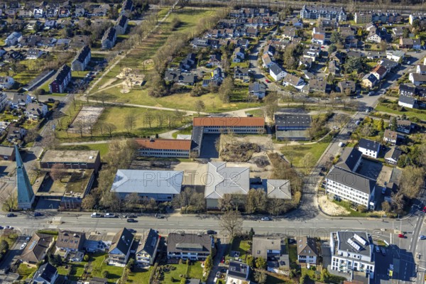 Aerial view, Halden secondary school, KEO primary school, Montessori Campus Westfalia - primary level, Evangelical Lutheran St Matthew's Church, university district, Hagen, Ruhr area, North Rhine-Westphalia, Germany